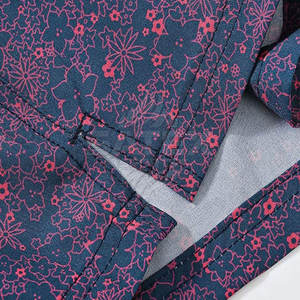 Trajes de Baño Elegantes con Ajuste Moderno y Tela Transpirable para Comodidad en la Playa - Product Image 6