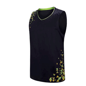 Uniforme de Fútbol 7v7 Personalizado de Alta Calidad con Excelentes Características, Tela 100% Poliéster - Product Image 3