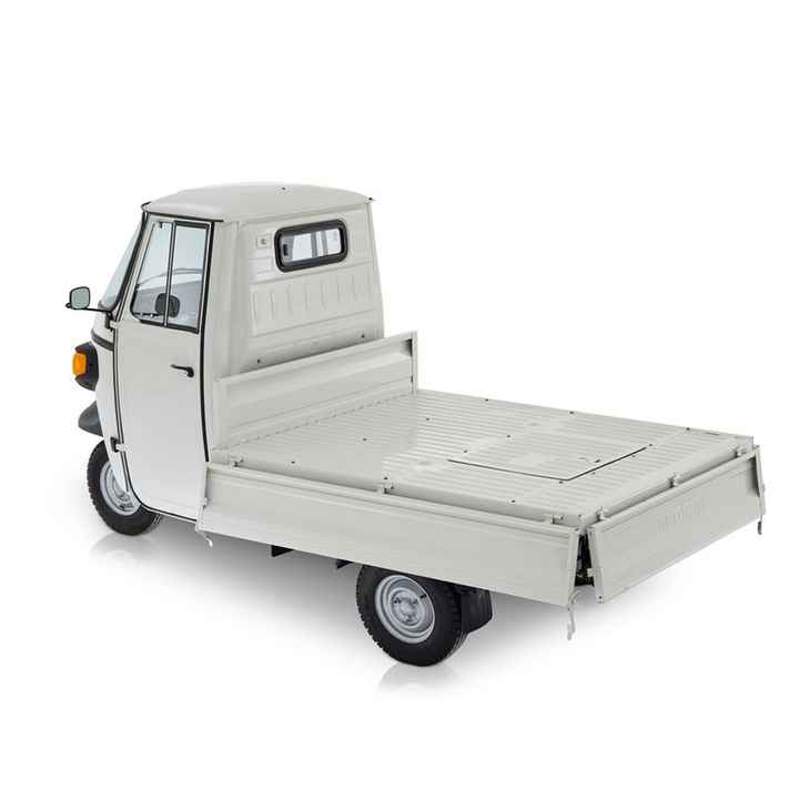 Electric 50 Mobile Open Body Tuk Tuk Food Truck Piaggio Ape for Passenger Use For Sale