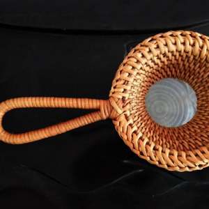 Filtro de té de ratán natural con encanto rústico Ideal para los amantes del té que quieren un colador reutilizable y respetuoso con la tierra - Product Image 2