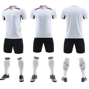 Camiseta de fútbol de alta calidad, uniforme de secado rápido, conjunto de fútbol de entrenamiento con estilo en el extranjero para hombres - Product Image 2