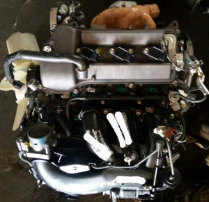 Toyota Hiluxx d'occasion, moteur 4.0 V6 1GR, 11-20 places, vitesse maximale de 51-70 km/h - Product Image 4