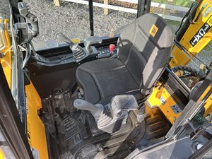 Minicargadora de alta eficiencia 2023 JCB 1CXT con retroexcavadora y cargadora frontal a la venta - Product Image 6