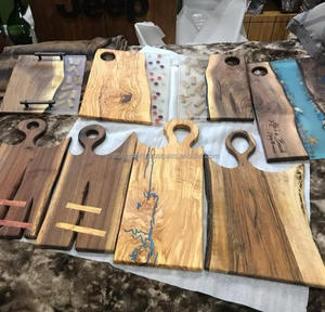 Planche à découper en bois d'acacia avec poignée Planche à fromage en résine et ustensiles de cuisine en vente en gros pour les blocs à découper - Product Image 3