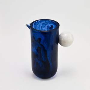 เหยือกน้ำเรซินทำจากโพลีเอสเตอร์ลายดอกไม้ดีไซน์คลาสสิกพื้นผิวเป็นเรซิ่นแบบหมุนสำหรับใช้ในครัวของขวัญคริสต์มาส - Product Image 6