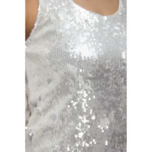 Blusa Casual con Lentejuelas, Tirantes Gruesos, Logotipo Frontal, 100% Poliéster, Mangas Tipo Cap - Product Image 4
