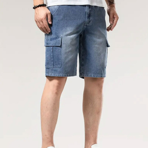 Pantalones Cortos Cargo Casuales Multibolsillos para Hombre, de Mezclilla Azul Claro, Ajuste Relajado, Algodón Lavado a la Piedra, Cintura Alta, Cierre de Botones, Pierna Recta hasta la Rodilla - Product Image 2