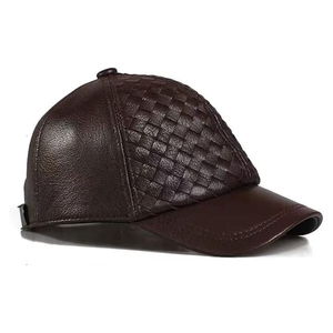 Gorras de Béisbol de Cuero PU de Diseño Personalizado al por Mayor, Transpirables e Impermeables, de 6 Paneles para Hombre, Estilo Deportivo para Fiestas de Invierno - Product Image 4