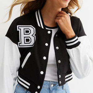 Vestes Letterman Crop personnalisées pour femmes avec doublure en nylon Design respirant-Vente en gros - Product Image 4