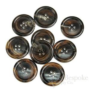 Cuerno de buey natural Botones de 4 agujeros para coser y sastrería - Product Image 1