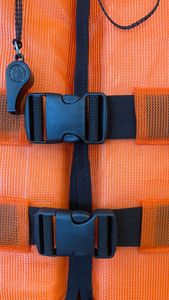 Gilet de sauvetage AQT en filet HDPE avec mousse de haute qualité pour les sports nautiques, excellente flottabilité et sécurité, séchage rapide - Product Image 5