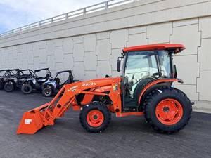 Tractor Kubota MX4900HST de 60 HP con Cargador Frontal, Tractor Agrícola con Ruedas, Cargador Utilitario para Granja - Product Image 4