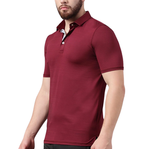 Polo pour homme en marron avec motif géométrique, vêtements de sport élégants, tissu en coton confortable pour le sport et les tenues décontractées - Product Image 3