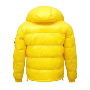 Chaqueta acolchada de invierno transpirable de alta calidad para hombre con bolsillos laterales de burbujas Material de tela de lona con logotipo personalizado - Product Image 3