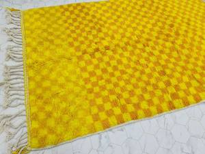 Tapis marocain authentique en laine de mouton tissé à la main Funky Yellow Checkered Design Winter High Pile Area Rug Set Custom Size - Product Image 5