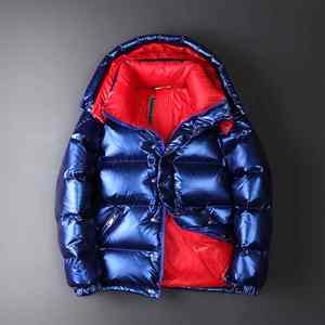 Veste d'hiver matelassée pour homme en marque propre, rembourrage en coton 200 GSM, matelassée, respirante, séchage rapide, coque en polyester, devant droit, OEM - Product Image 4