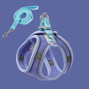 Harnais de luxe réfléchissant pour chat, style simple, gilet respirant et tendance pour la promenade des chiens, en nylon, coton Oxford et acier inoxydable - Product Image 3