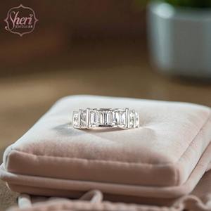 Anillo de Diamantes Naturales de Corte Brillante Redondo y Baguette, Estilo Banda, Oro Blanco Sólido de 18K, Color F-G, Claridad VS2-SI1, para Mujer, Sheri Jewels - Product Image 3