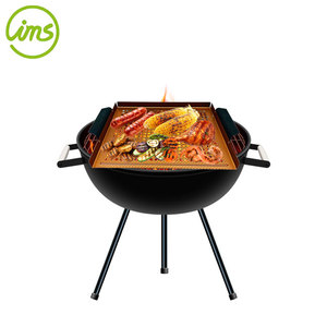 Large Non-Stick <b>BBQ</b> Grilling Tray Topper with Handle Made of Metal - Product Image 5