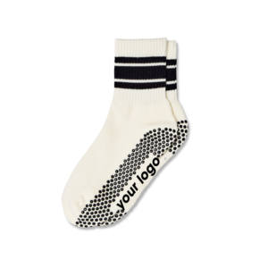 Chaussettes pour femmes personnalisées, antidérapantes, pour le yoga, avec motif rayé, chaussettes de pilates tricotées, ODM pour usage quotidien en studio intérieur - Product Image 3