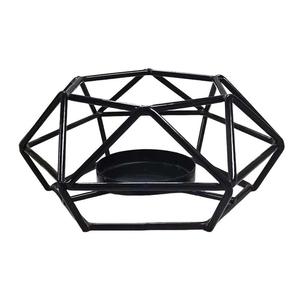 Venta al por mayor de fábrica: Portavelas metálicos decorativos sencillos para el hogar - Product Image 1