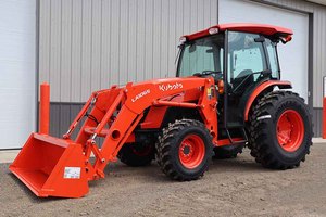 Tractor Agrícola L3302 DT de 55HP con Tracción en las 4 Ruedas y Transmisión por Engranajes (Serie L) con Motor, Caja de Cambios, Rodamientos y Bomba - Mini Tractor Agrícola - Product Image 2