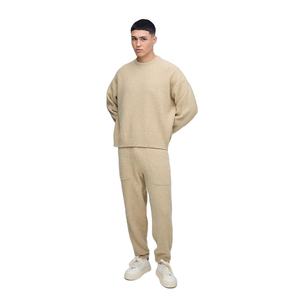 Ensemble de survêtement pour homme en tricot texturé beige à col rond et pantalon de jogging assorti, vêtements en gros OEM ODM - Product Image 1