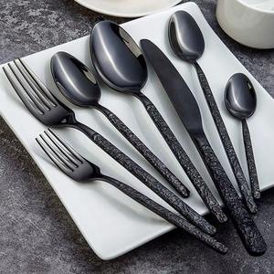 Couverts à poignées en métal Ensemble de 7 couverts en acier inoxydable Table à manger parfaite Ustensiles de cuisine Usage quotidien Couverts enduits de couleur noire - Product Image 1
