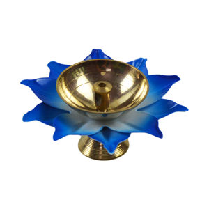 Joti Diya de latón de color dorado para decoraciones festivas de Diwali, artículo decorativo religioso pulido para el hogar para Pooja Akhand Joti Diya - Product Image 5