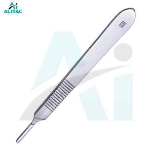 Manija de Bisturí de Acero de Alta Calidad ALMAC, Control Preciso de la Hoja, Construcción Duradera para Uso Quirúrgico en Hospitales, 1 Año de Garantía, CE - Product Image 3