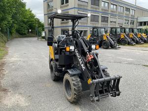 Livraison Gratuite Chargeuse sur pneus compacte MCL2 25 CV Diesel Poids en service 1,74 T Charge utile de basculement 1,16 T Chargeuse frontale Chargeuse compacte à direction par déplacement - Product Image 1