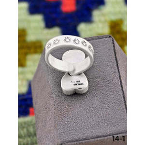 Bague ajustable de style sud-ouest, faite à la main, avec dahlia violet, cheval sauvage et opale magnésite sertie clos, idéale pour un cadeau - Product Image 5