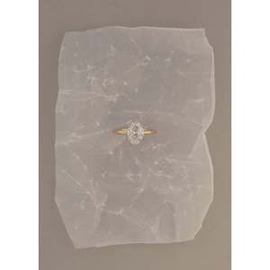 Bague en diamant de la collection Elizabeth - Product Image 5