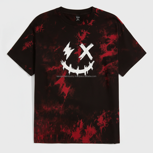 T-shirt tie-dye rouge et noir pour homme, motif visage souriant brodé style punk, coupe oversize, streetwear grunge, en coton, logo personnalisé OEM - Product Image 1