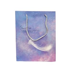 Sac en papier cadeau imprimé plumes Ombre de qualité supérieure avec poignées-Emballage écologique pour les fêtes et événements (Style 03) - Product Image 2