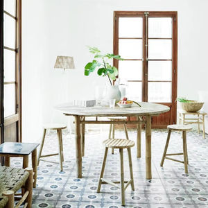 Fabricante/exportador de muebles de comedor de bambú hechos a mano para el hogar, hotel o villa para uso en el patio - Product Image 1