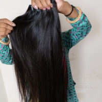 Extensions de Cheveux Humains Non Traités Raides Naturels Lot de Cheveux Vierges Bruts Indiens de Temple