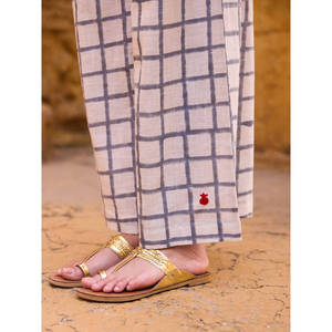 Conjunto de Dos Piezas de Algodón Nea - Atuendo Casual y Moderno para Damas - Product Image 6