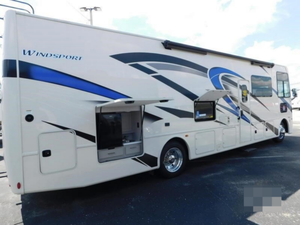 Nuevo y Exclusivo Autocaravana T-H-O-R RV M-O-T-O-R COACH WINDSPORT 34J Modelo 2023 Disponible para la Venta - Product Image 6