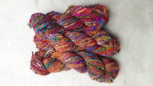 เส้นด้ายไหมส่าหรีหลายสีสำหรับวัตถุประสงค์ต่างๆผลิตตามสั่งสำหรับขายต่อ - Product Image 6