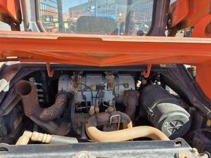 Cargador de Dirección Deslizante Kubota SVL75-2 2018 - Cargador de Tractor de 74 HP con Caja de Cambios y Capacidad de 4.2 Toneladas para un Rendimiento Todoterreno Confiable - Product Image 5