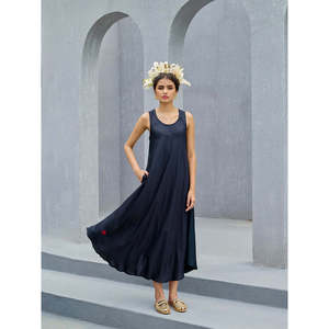 Vestido Abaya Maxi con Cintura Natural - Product Image 4