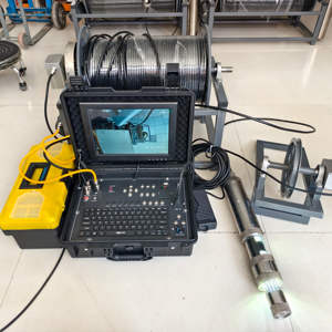 Nueva Cámara para Pozos Profundos con Cable de 100m/200m, Resistente al Agua y a Altas Temperaturas, con Manivela Manual de 73mm y 360° °   Cámara Rotatoria para Perforaciones - Product Image 1