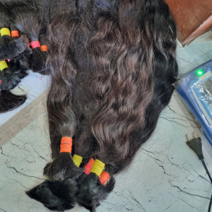 Extensions de cheveux indiens vierges bouclés de haute qualité Remy pour les cheveux de trame de génie - Product Image 1