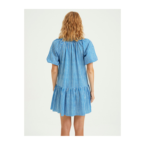 Robe en coton rayée BGN avec des rayures détaillées et des accessoires, style décontracté, modèle S23D425 - Product Image 6