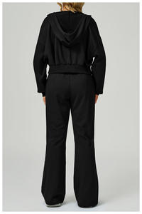 Ensemble de survêtement pour femmes de haute qualité, sweat-shirt tendance, ensemble de survêtement pour femmes, sweat-shirt à capuche à manches longues, décontracté, trois pièces pour femmes, par RSW - Product Image 3