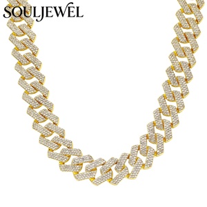 Souljewel Cadena Cubana de Eslabones Romboidales con Incrustaciones de Diamantes de Imitación, Collar Hip Hop Chapado en Oro Cobre con Cierre a Presión, Joyería Streetwear Unisex - Product Image 4
