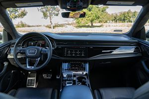 USADO LHD/RHD 2022 A U D I RS Q8 - Product Image 3