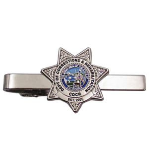 Pince à cravate en émail argenté avec badge CDCR pour mariage, fiançailles et anniversaire - Product Image 1