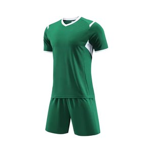 Maillot de football pour adultes 2024, ensemble uniforme, 100% polyester, personnalisable, vêtements de football avec plusieurs options d'impression - Product Image 1